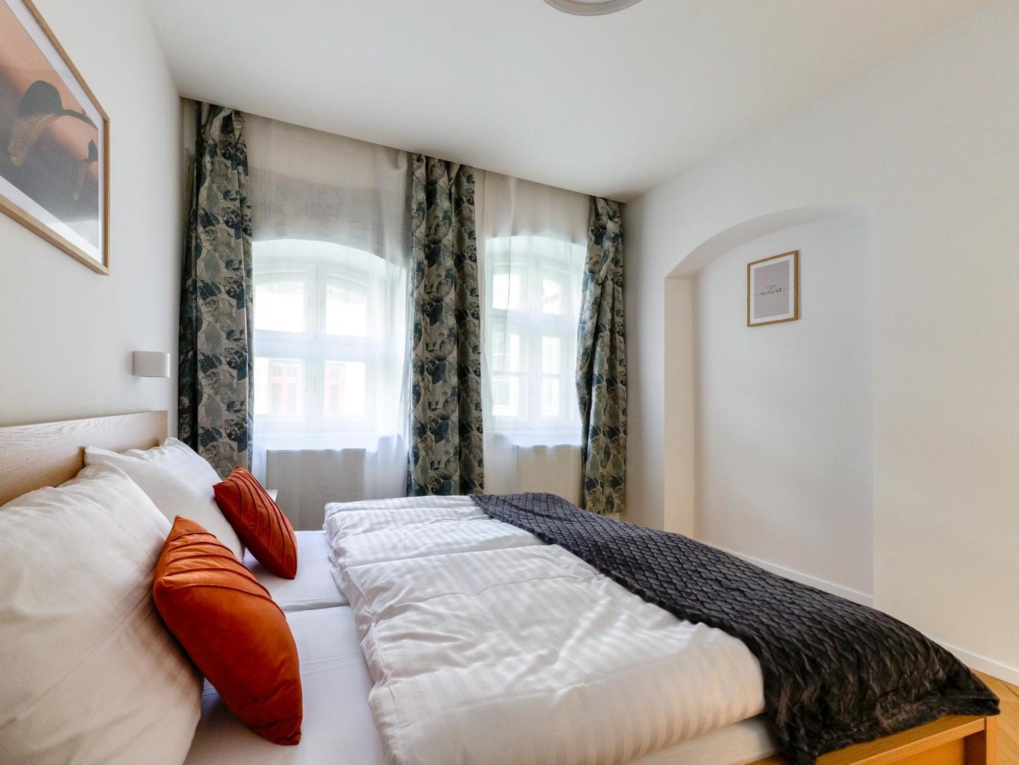 Hviezdoslavova Apartments, Trnava Centre, Parking Available Exteriér fotografie